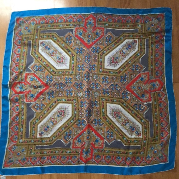 VTG Creation by Deelee  All Silk Hand rolled scarf Medallion Pattern - Picture 7 of 15